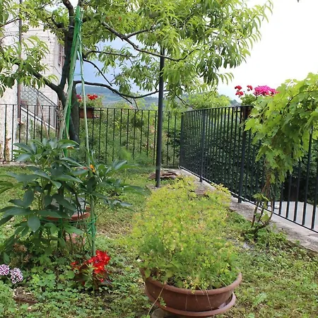 Il Castello Sul Apartmán
