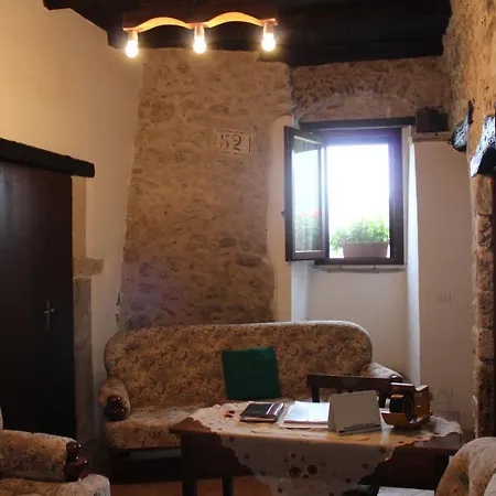 Il Castello Sul Apartmán